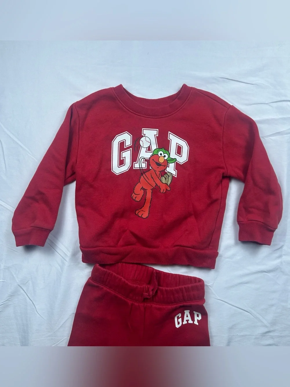 Baby GAP Modern Red Sesame Street Elmo Playing Baseball 2 Piece Set Boys 3T
